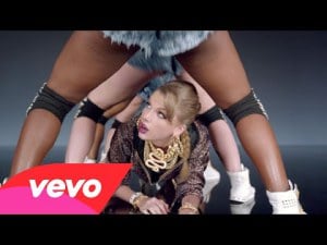 Taylor Swift in 'Shake it off' youtube video