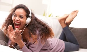 6925-young-woman-listening-to-headphones